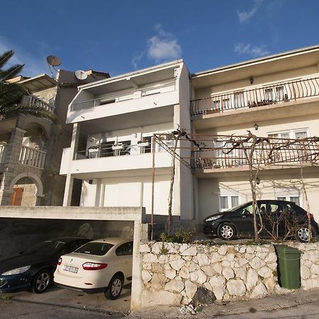 Apartment Mate Omiš Buitenkant foto